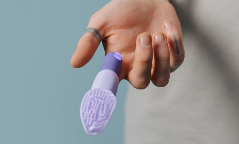 Conheça os encantos da dedeira na hora do sexo